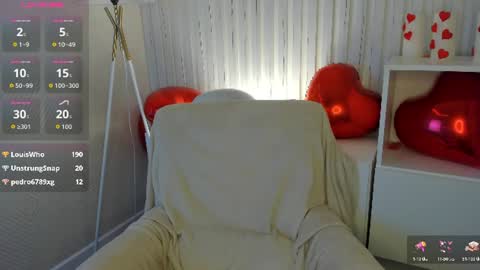 Snapshot of betty_watts chatting on July 2, 2026, 3:23 am Kelly online show from July 2, 2026, 3:23 am