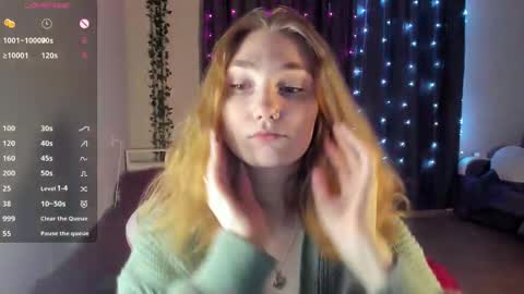 Snapshot of betty_witchy chatting on February 24, 2025, 1:02 am Dory make me happier online show from February 24, 2025, 1:02 am