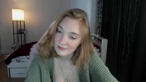 Snapshot of betty_witchy chatting on October 16, 2025, 3:40 am Dory make me happier online show from October 16, 2025, 3:40 am