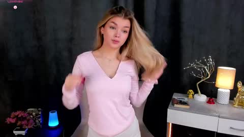 Maddie online show from March 9, 2025, 4:11 pm