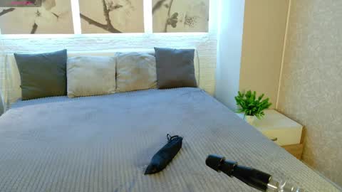 Betty online show from April 19, 2026, 8:22 pm