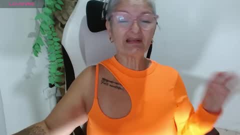 Snapshot of bety_cum3 chatting on April 19, 2026, 12:48 pm bibiana online show from April 19, 2026, 12:48 pm