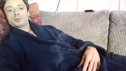 Snapshot of beukenstein chatting on November 9, 2025, 11:30 am . online show from November 9, 2025, 11:30 am