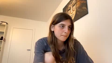 Snapshot of beulahweikert chatting on July 4, 2026, 5:41 pm Lina online show from July 4, 2026, 5:41 pm