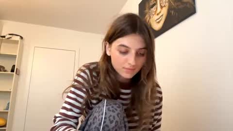 Snapshot of beulahweikert chatting on July 15, 2026, 4:12 pm Lina online show from July 15, 2026, 4:12 pm