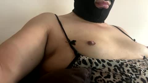 BeyzaCD online show from August 9, 2026, 3:50 pm