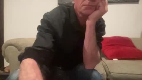 Snapshot of bgrade chatting on September 19, 2025, 11:44 am bgrade online show from September 19, 2025, 11:44 am