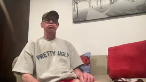 Snapshot of bgrade chatting on September 27, 2025, 11:37 am bgrade online show from September 27, 2025, 11:37 am