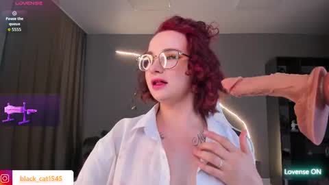 Snapshot of bharbie_xxx chatting on June 19, 2026, 9:35 am Gven dont forget to thumbs up me online show from June 19, 2026, 9:35 am