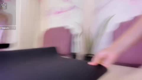 bianca_angel_ online show from February 4, 2026, 6:36 pm