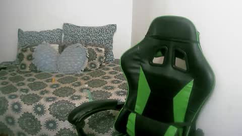 bianca ebony online show from November 3, 2025, 7:15 pm