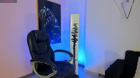 Snapshot of biancapierce_ chatting on July 16, 2026, 12:00 pm Bianca Pierce online show from July 16, 2026, 12:00 pm