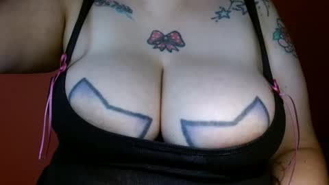 Snapshot of bianka_star_ chatting on February 12, 2025, 12:01 pm bianca online show from February 12, 2025, 12:01 pm