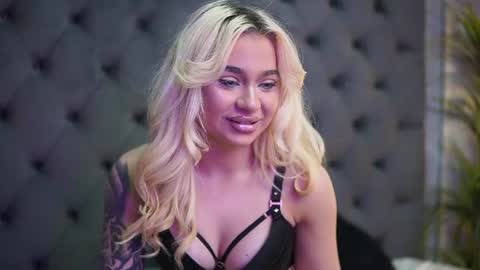 Snapshot of biankaviper chatting on June 27, 2026, 8:36 pm Bianka online show from June 27, 2026, 8:36 pm