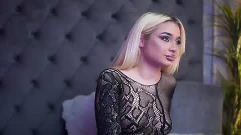 Snapshot of biankaviper chatting on July 3, 2026, 9:21 pm Bianka online show from July 3, 2026, 9:21 pm