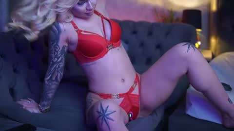 Snapshot of biankaviper chatting on July 14, 2026, 9:31 pm Bianka online show from July 14, 2026, 9:31 pm