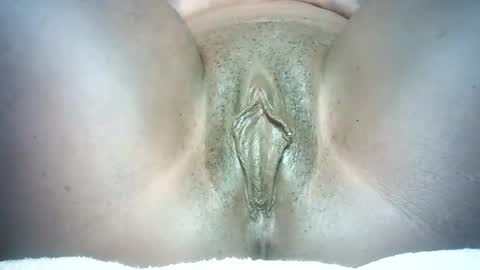 pretty online show from January 17, 2025, 12:42 pm