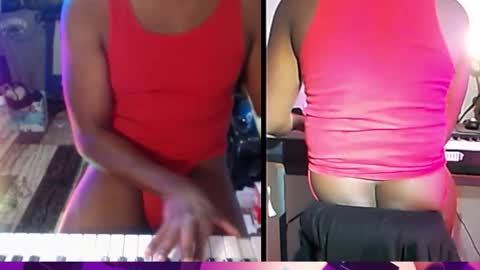 BicepsandFrot online show from November 8, 2025, 3:07 am