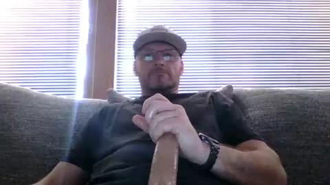 Bigapolllo online show from February 5, 2025, 9:57 am