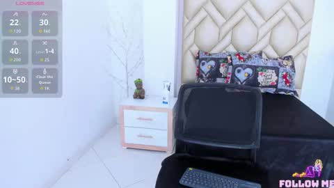 bigass_andtoes_anita online show from November 24, 2025, 6:29 pm