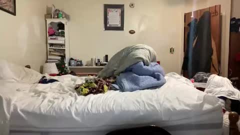 Mr. Muscle Monster online show from November 18, 2025, 1:00 am