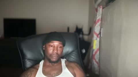 Snapshot of bigbackwoodcali chatting on February 22, 2025, 11:46 pm bigbackwoodcali online show from February 22, 2025, 11:46 pm