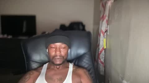 Snapshot of bigbackwoodcali chatting on November 8, 2025, 7:56 pm bigbackwoodcali online show from November 8, 2025, 7:56 pm