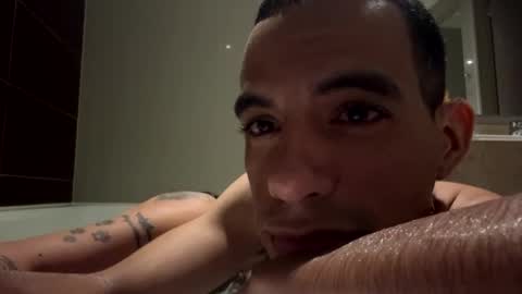 Snapshot of bigbacs chatting on November 9, 2025, 3:05 am Bacs Independent model online show from November 9, 2025, 3:05 am
