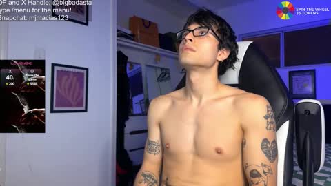 Asta online show from March 3, 2025, 5:20 am