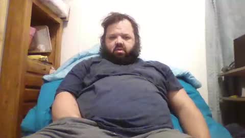 Snapshot of bigbear3287 chatting on December 6, 2024, 8:15 am Liam online show from December 6, 2024, 8:15 am