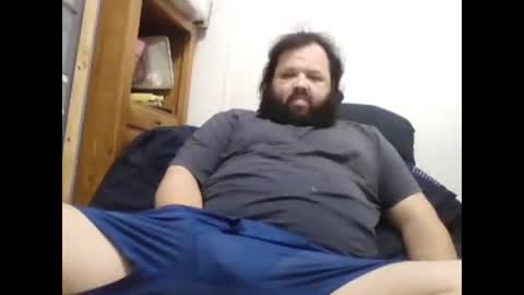 Snapshot of bigbear3287 chatting on December 21, 2024, 4:19 am Liam online show from December 21, 2024, 4:19 am