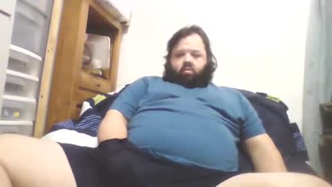 Snapshot of bigbear3287 chatting on December 28, 2024, 3:37 am Liam online show from December 28, 2024, 3:37 am