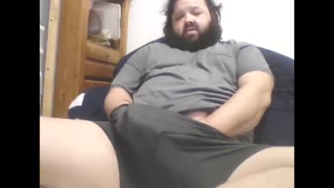 Snapshot of bigbear3287 chatting on December 31, 2024, 6:48 am Liam online show from December 31, 2024, 6:48 am