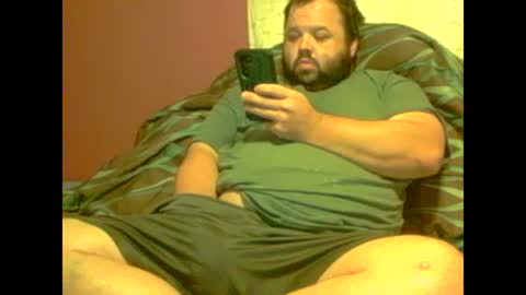 Snapshot of bigbear3287 chatting on September 29, 2025, 7:24 am Liam online show from September 29, 2025, 7:24 am