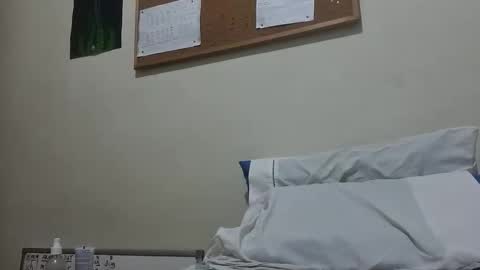 Snapshot of bigbearhector chatting on March 14, 2026, 1:55 am BigBearXXX online show from March 14, 2026, 1:55 am