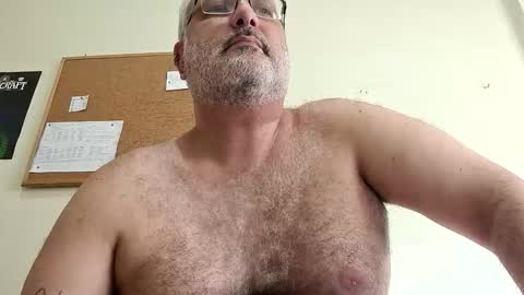 Snapshot of bigbearhector chatting on March 20, 2026, 4:34 pm BigBearXXX online show from March 20, 2026, 4:34 pm