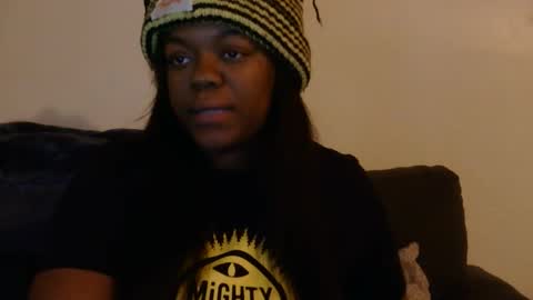 Snapshot of bigbootibambii chatting on February 9, 2026, 1:09 am bigbootibambii online show from February 9, 2026, 1:09 am