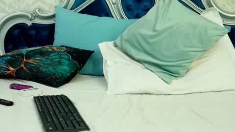 Abby online show from May 13, 2026, 12:30 am