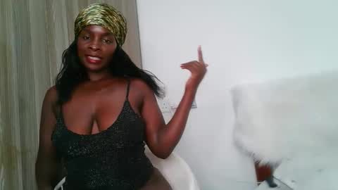 Vee online show from January 19, 2026, 2:54 pm