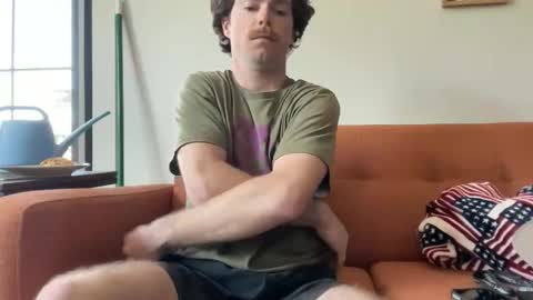 Snapshot of bigboymatt19 chatting on April 8, 2026, 6:52 pm bigboymatt19 online show from April 8, 2026, 6:52 pm