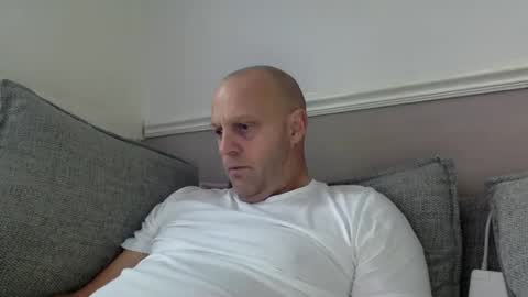 bigbumlover2377 online show from November 21, 2025, 11:42 am