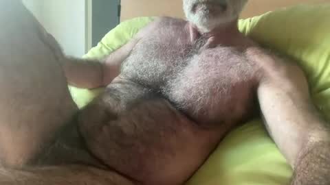 Snapshot of bigbush1 chatting on June 27, 2026, 2:05 am big bush online show from June 27, 2026, 2:05 am