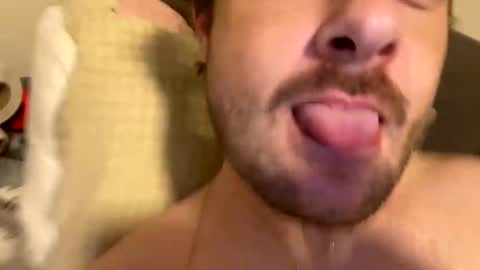 Snapshot of bigbuster685 chatting on November 21, 2025, 5:28 am Buster685 online show from November 21, 2025, 5:28 am