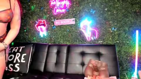 bigbuttsarena online show from December 20, 2024, 4:31 am