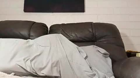 MassChub online show from April 6, 2026, 4:52 pm