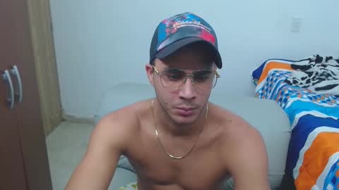 Snapshot of bigcock2815 chatting on May 19, 2026, 3:02 am Isaac online show from May 19, 2026, 3:02 am