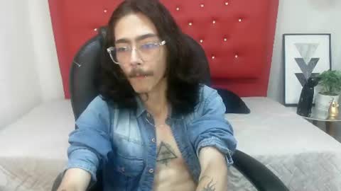 Snapshot of bigcock_robert chatting on June 20, 2026, 7:38 pm ROBB online show from June 20, 2026, 7:38 pm