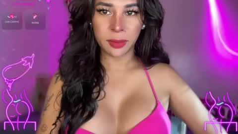 queen amanda online show from December 2, 2025, 7:03 am