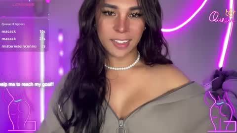 queen amanda online show from February 27, 2026, 6:52 pm