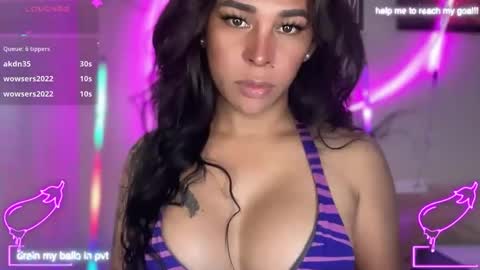 queen amanda online show from April 14, 2026, 7:47 am